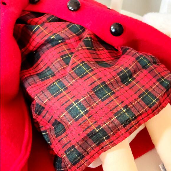 Madeline Christmas Gift Set – 1990 Eden Doll + “Madeline’s Christmas” 1985 Book - Picture 11 of 16